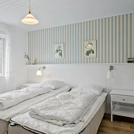 Feriehus Awesome In With Wifi *